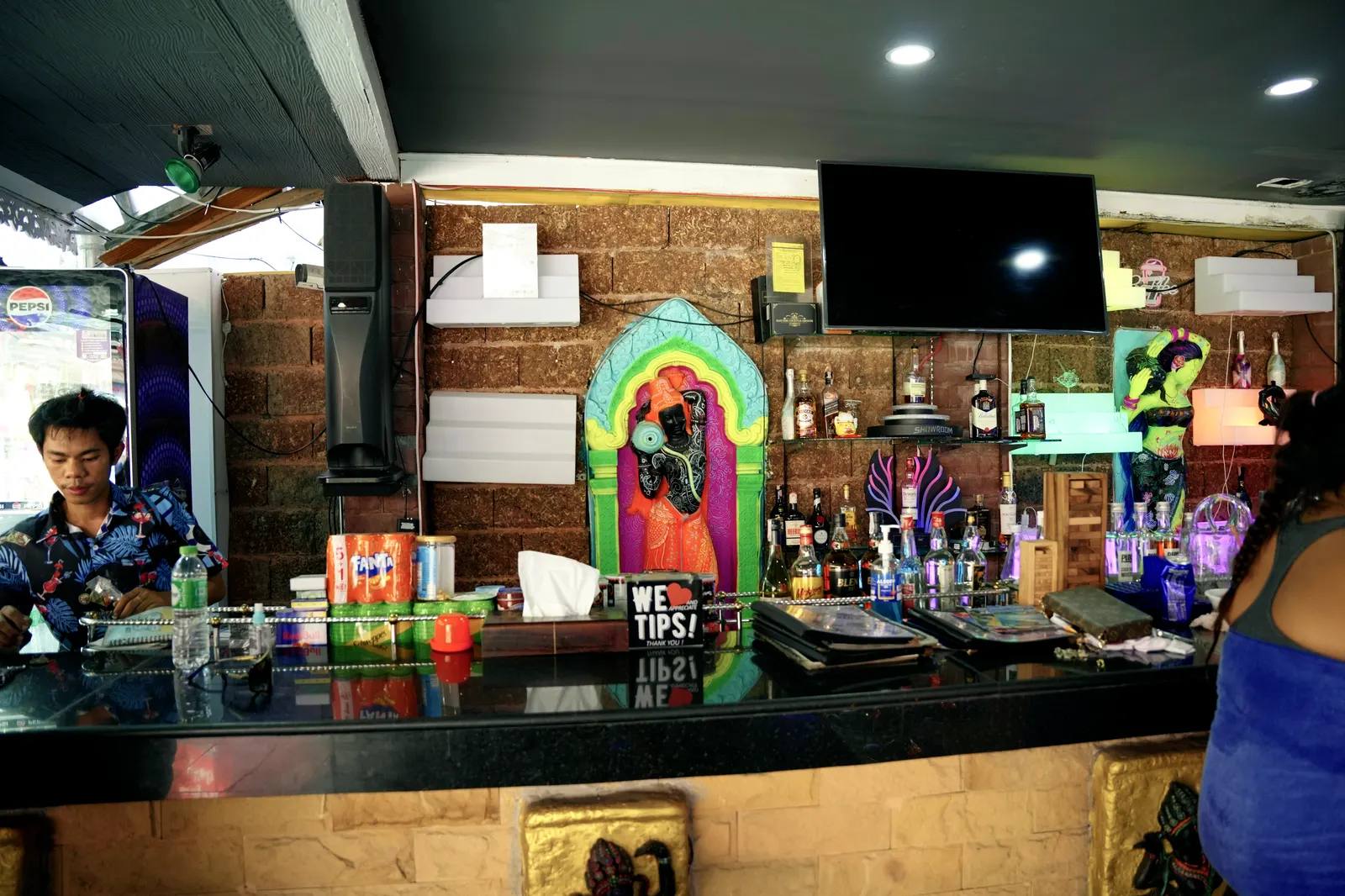 The bar at Diva Patong
