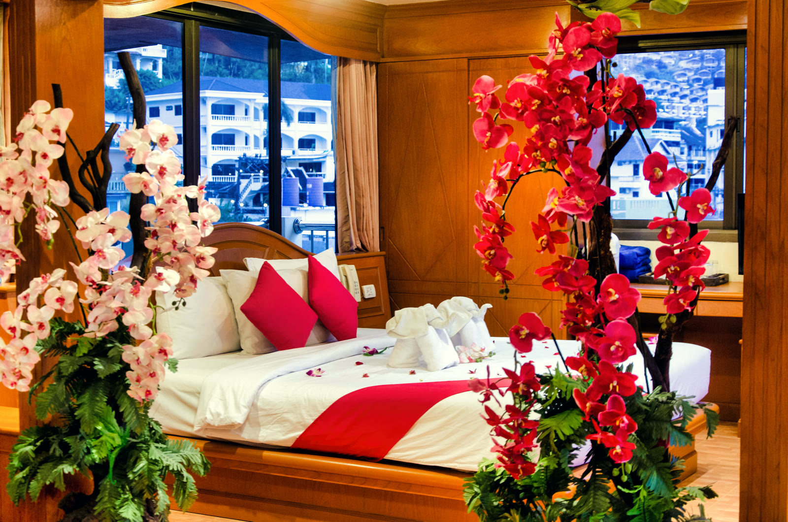 Rooftop Sea View Penthouse at Diva Patong